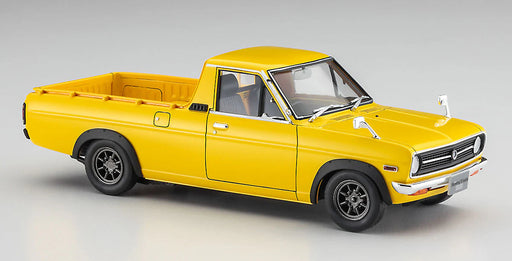 Hasegawa 20641 1/24 Datsun Sunny Truck GB120 “early version” w/ Over Fender Model Kit