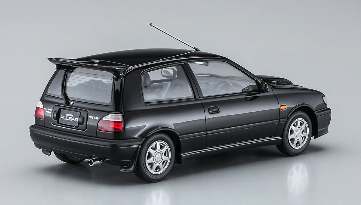 Hasegawa 21147 1/24 Nissan Pulsar (RNN14) GTI-R (1990) Hatchback Model Kit