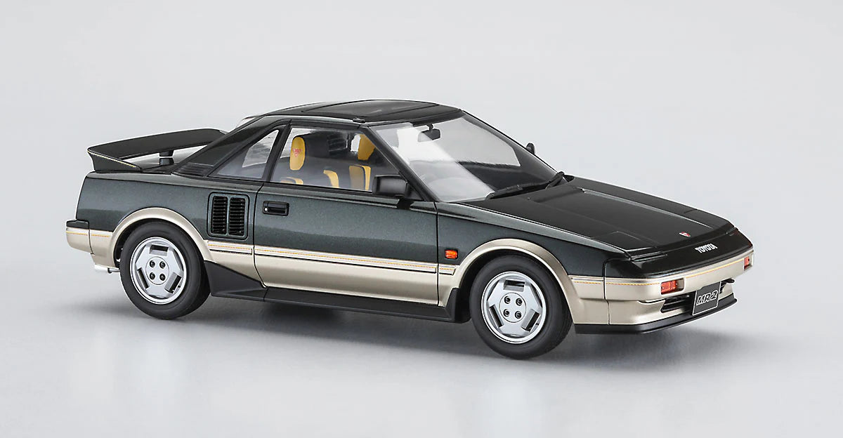 Hasegawa 21151 1/24 Toyota MR2 (AW11) Early Version G-Limited (Moon Roof) (1984) Model Kit