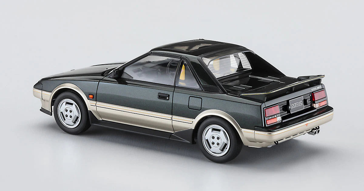 Hasegawa 21151 1/24 Toyota MR2 (AW11) Early Version G-Limited (Moon Roof) (1984) Model Kit