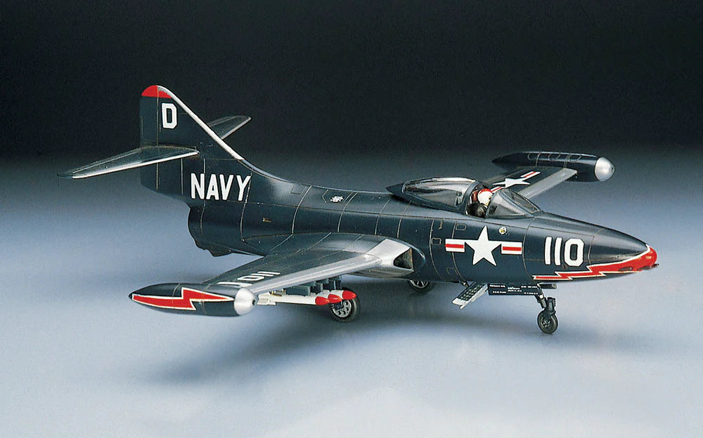 Hasegawa 242 1/72 F9F-2 Panther (U.S. Navy Fighter) Model Aircraft Kit