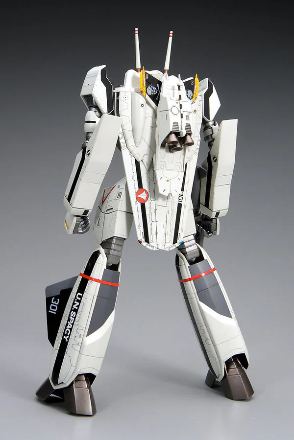Hasegawa 65720 1/72 Macross Zero VF-0A/S Battroid Model Kit