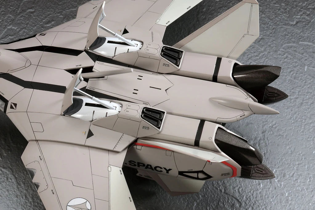 Hasegawa 65722 1/72 Macross Plus VF-11B Thunderbolt Model Kit