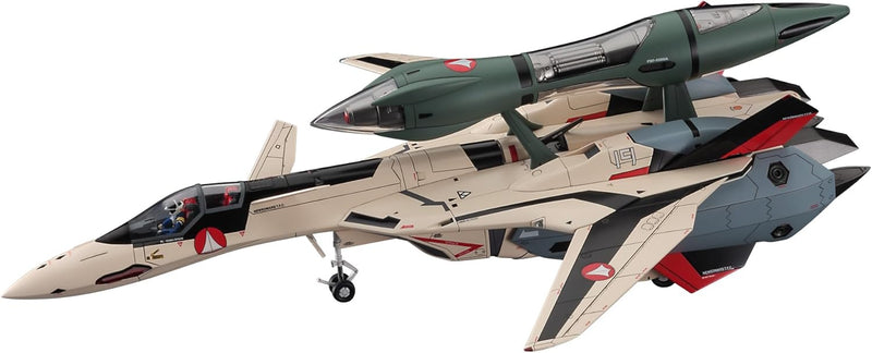 Hasegawa 65885 1/72 Macross Plus YF-19 w/Fast Pack & Fold Booster Model Kit