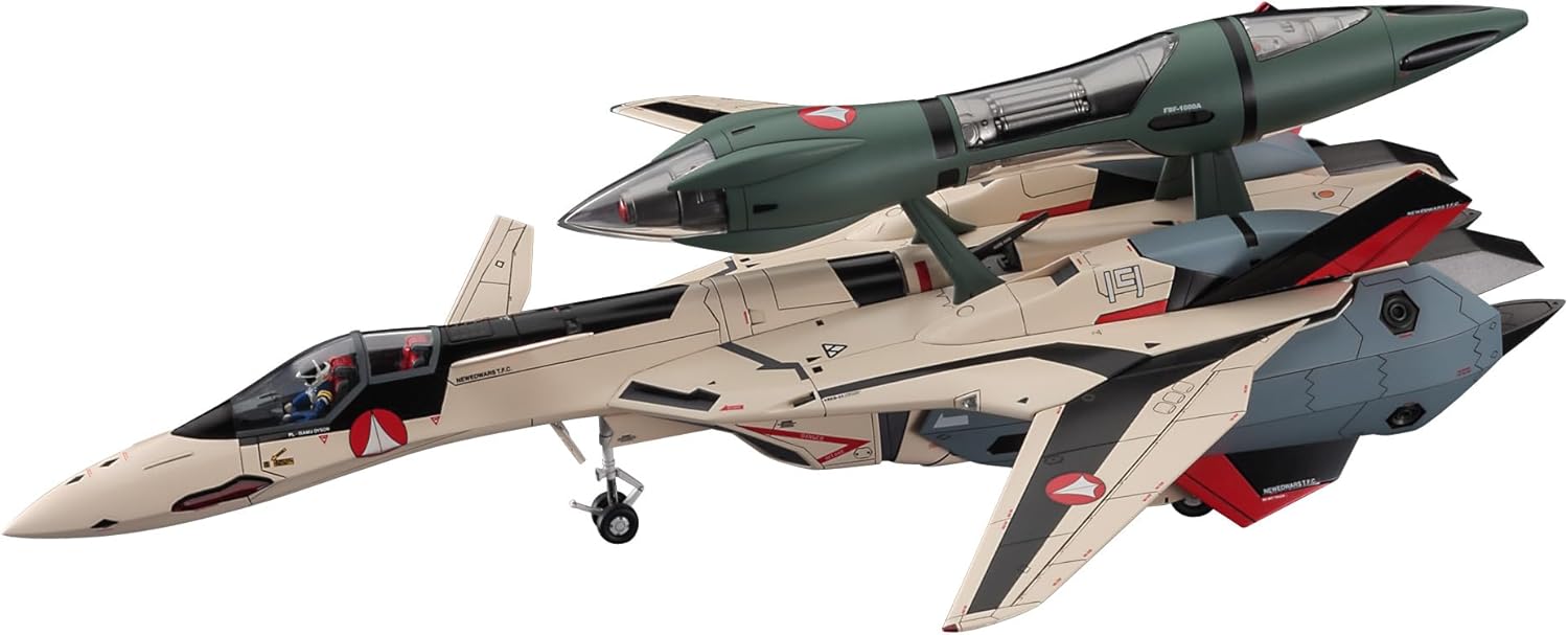 Hasegawa 65885 1/72 Macross Plus YF-19 w/Fast Pack & Fold Booster Model Kit
