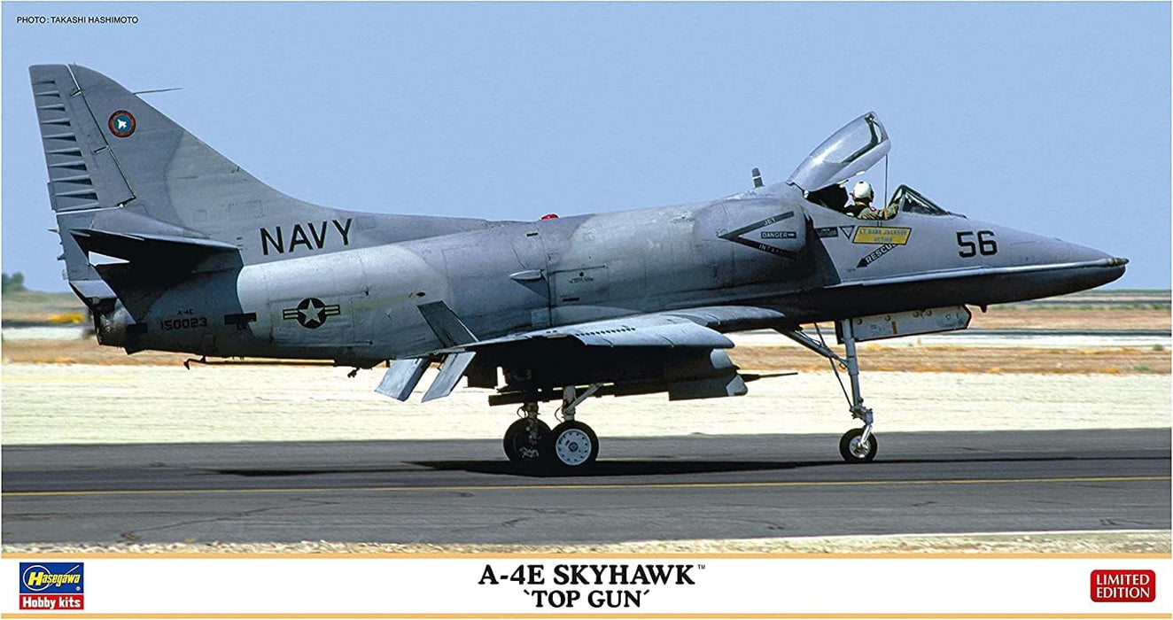 Hasegawa 7523 1/48 A-4E Skyhawk `Top Gun´ Model Aircraft Kit