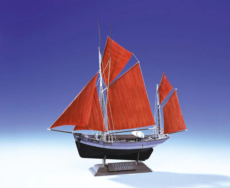 Heller 80609 1/125 Thonier Armor 2-Masted Sailing Ship Model Kit