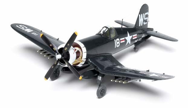 Hobby Boss 80218 1/72 F4U-4 Corsair Model Aircraft Kit