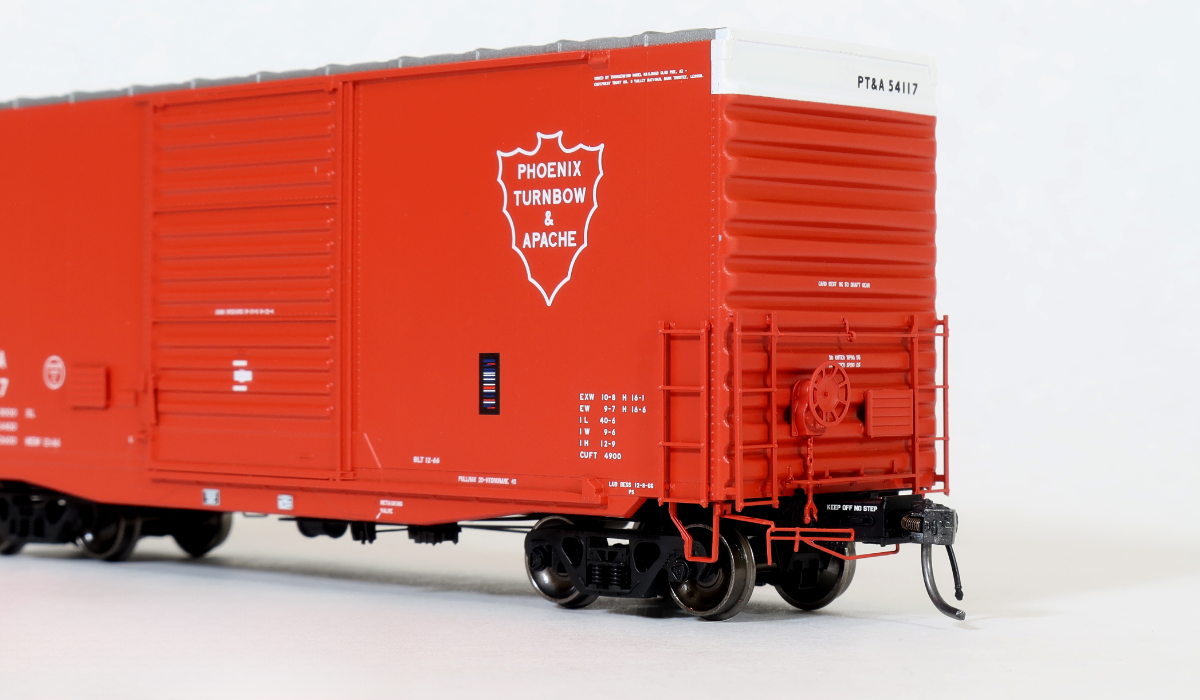 Home Shops HFB-021-001 HO Scale PS 40' Mini Hy Cube Boxcar Phoenix Turnbow & Apache PT&A 54117
