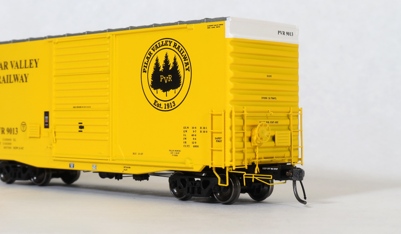 Home Shops HFB-022-001 HO Scale PS 40' Mini Hy Cube Boxcar Pilar Valley Railway PVR 9013