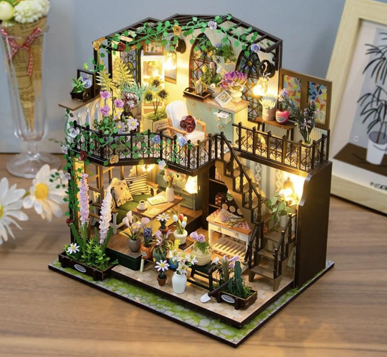 Hongda M2322Z Darcy Flower House with dust cover