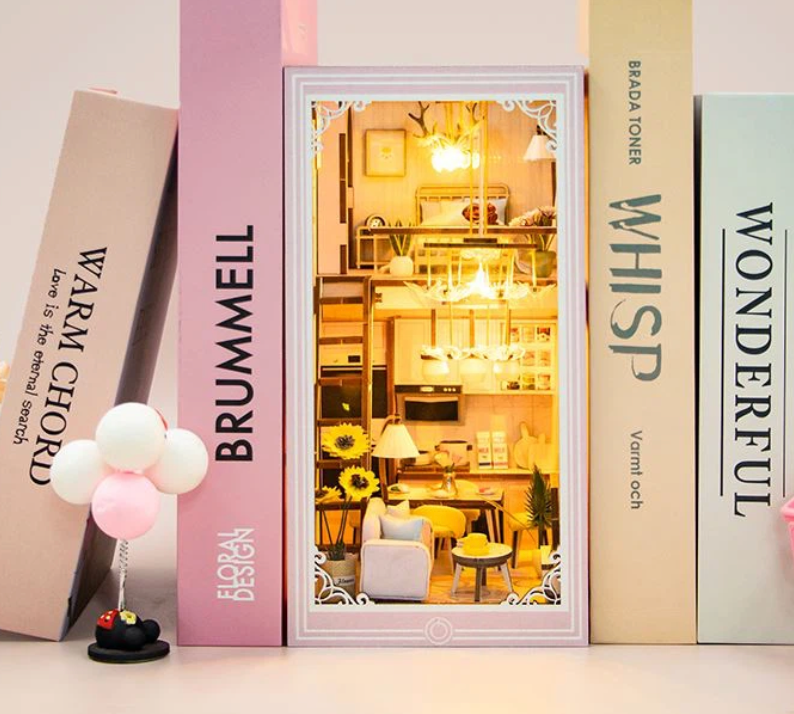 Hongda M2413 Pink Loft Book Nook
