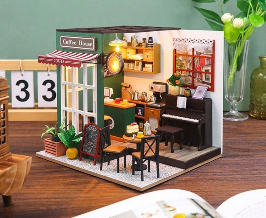 Hongda PC2311Z Afternoon Cafe with Dust Cover