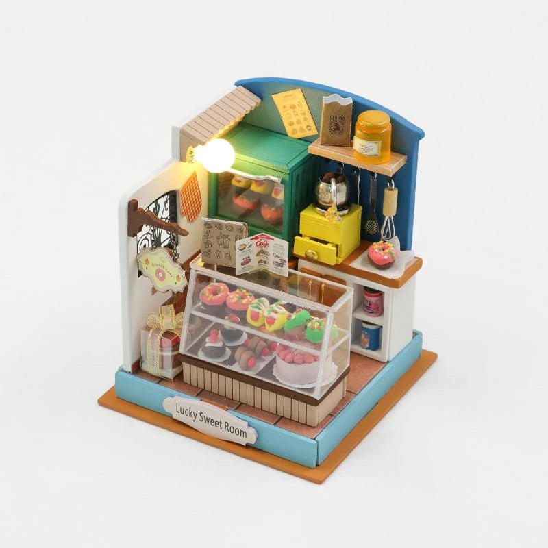 Hongda S2304Z Lucky Sweet Room with Dust Cover