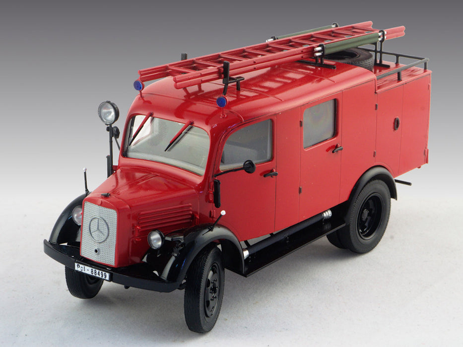 ICM Models 35527 1/35 L1500S LF 8 WWII German Light Fire Truck Model Kit