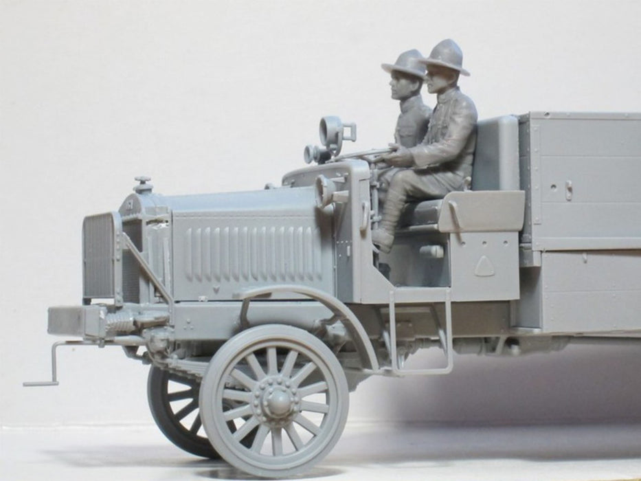 ICM Models 35653 1/35 Standard B "Liberty" with WWI US Drivers Model Kit
