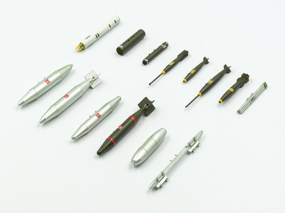 ICM Models 48406 1/48 U.S. Aviation Armament Model Kit
