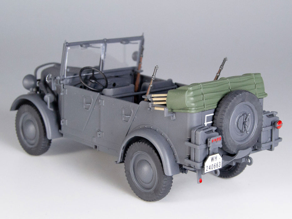 ICM Models DS3513 1/35 WWII Wehrmacht le.gl. Einheits-Pkw 3pc Set Model Kit