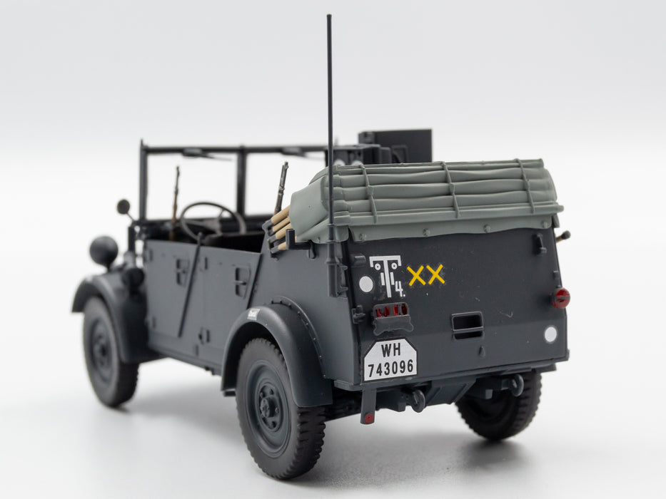 ICM Models DS3513 1/35 WWII Wehrmacht le.gl. Einheits-Pkw 3pc Set Model Kit