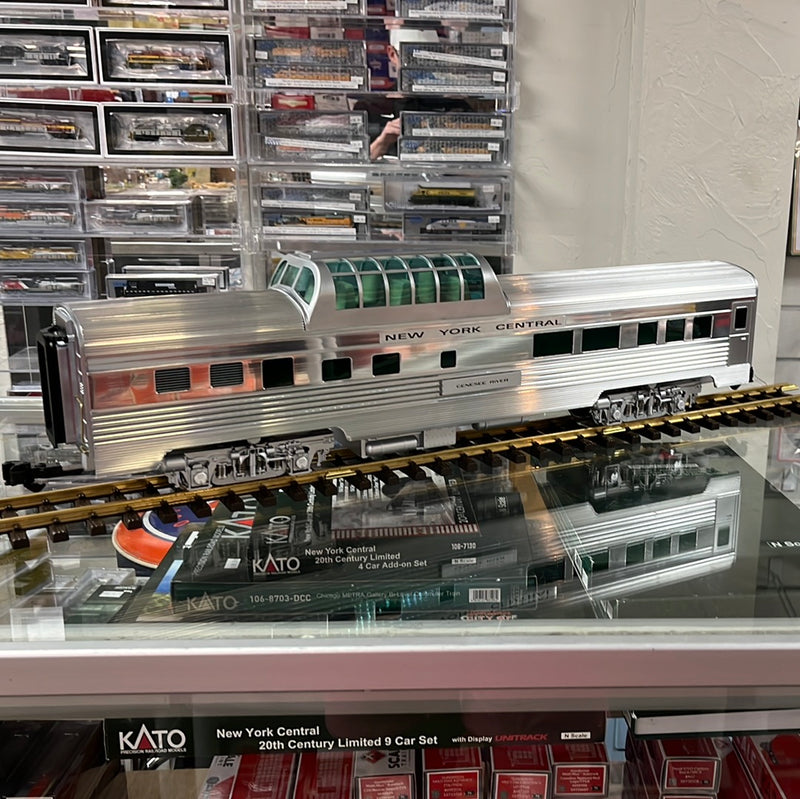 Aristocraft ART-32603 G Scale Streamlined Vista-Dome Car New York Central Genesee River - NOS