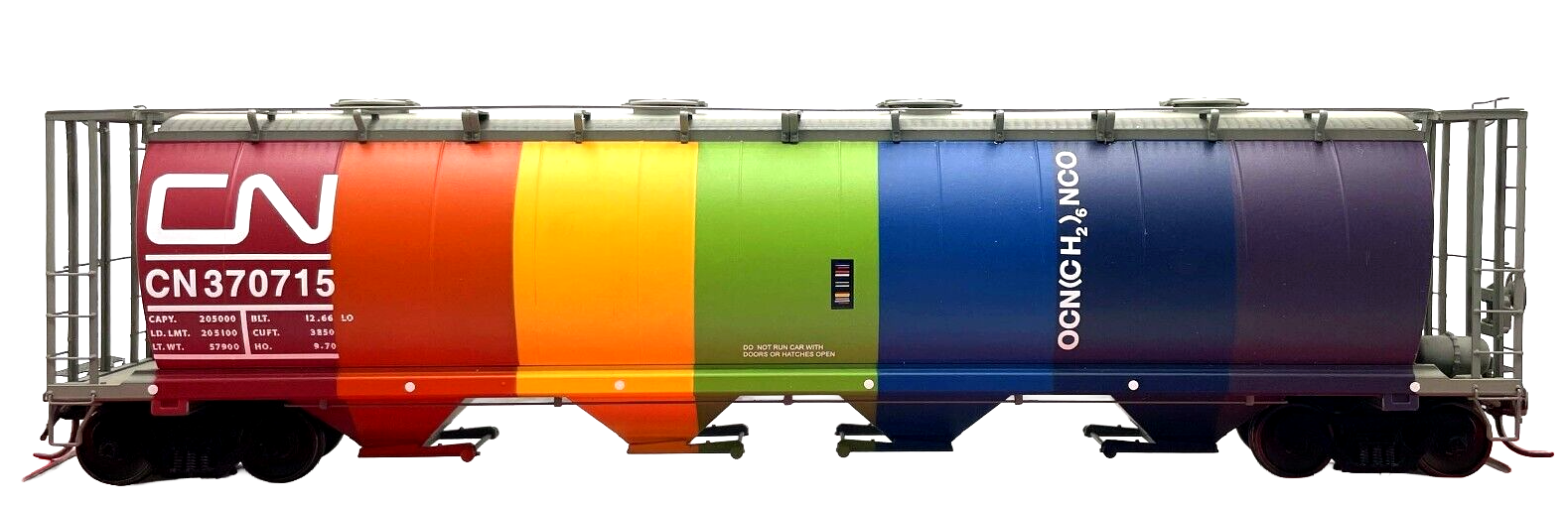 InterMountain HO Scale Cylindrical Covered Hopper Canadian National "Rainbow"CN - NOS