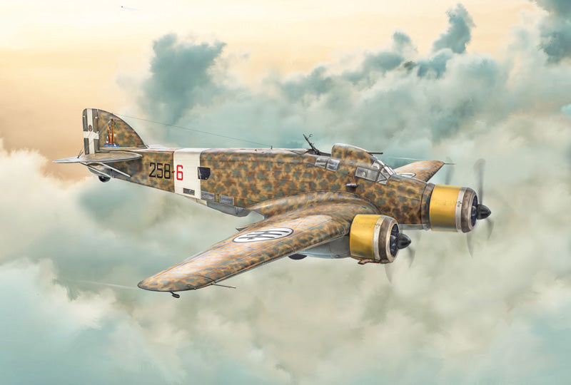 ITALERI 1412 1/72 S.M. 79 Sparviero Bomber Model Plane Kit