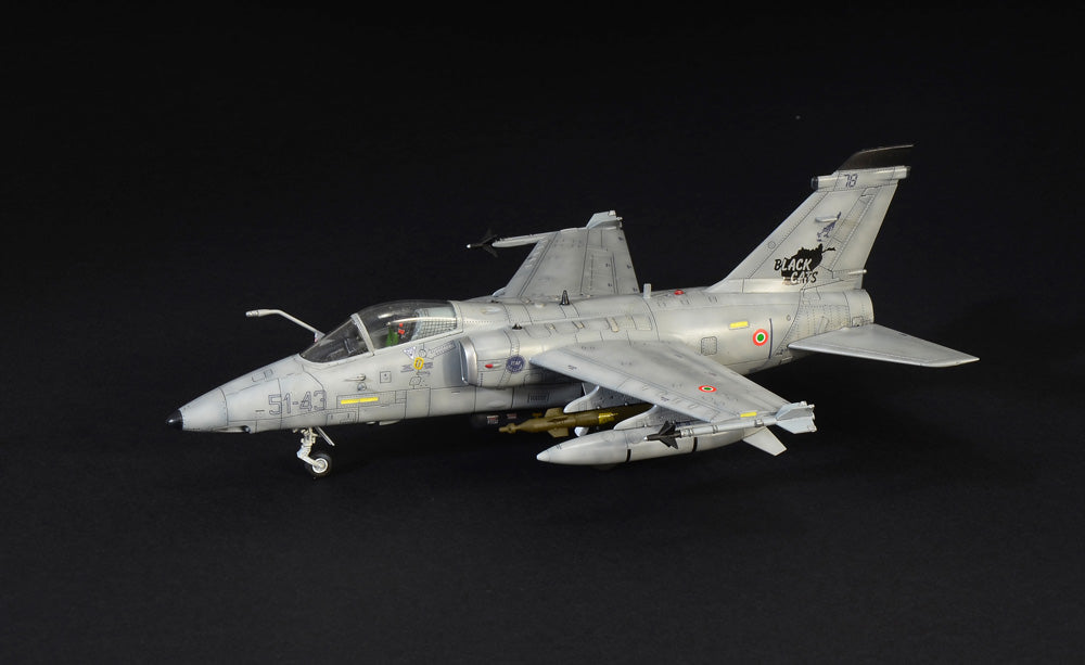 ITALERI 1460 1/72 AMX Ghibli Jet  Model Plane Kit