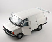 Italeri 3687 1/24 Ford Transit Van Mk.2 Model Kit