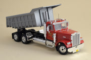 ITALERI 3783 1/24 Freightliner Heavy Dump Truck Model Kit