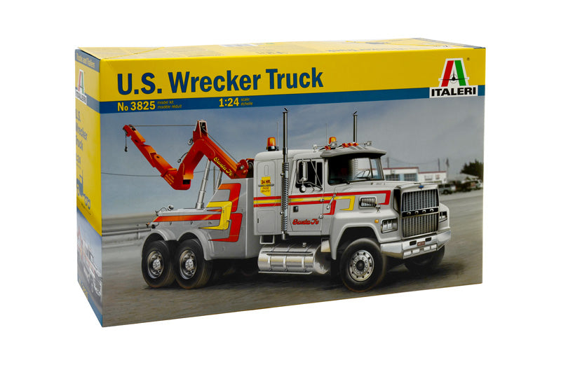 Italeri 3825 1/24 U.S. Wrecker Truck Model Kit