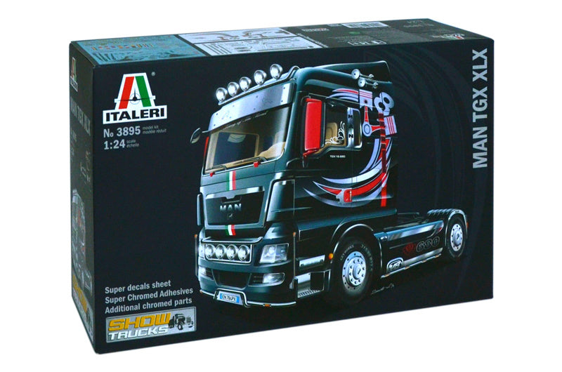 Italeri 3895 1/24 MAN TGX XLX Model Kit