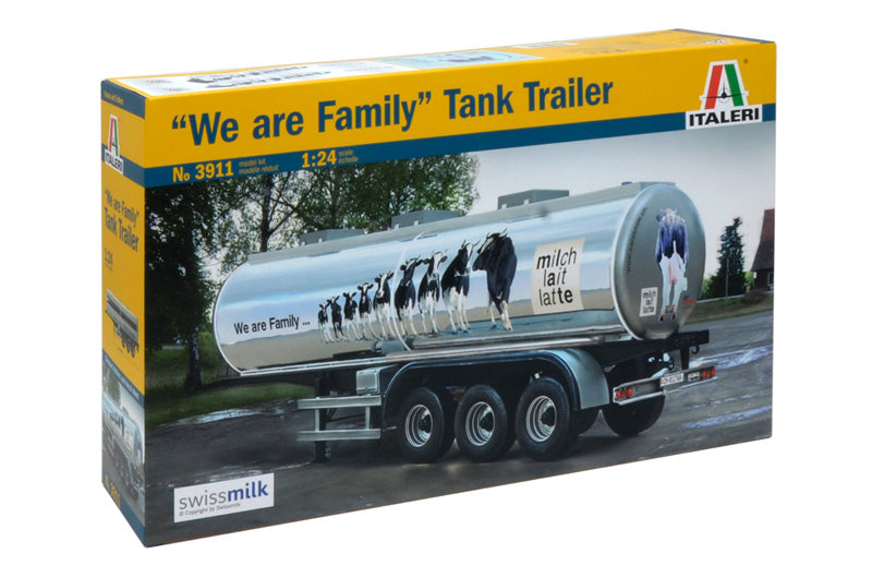 Italeri 3911 1/24 Classic Tanker Trailer "We are family" Model Kit