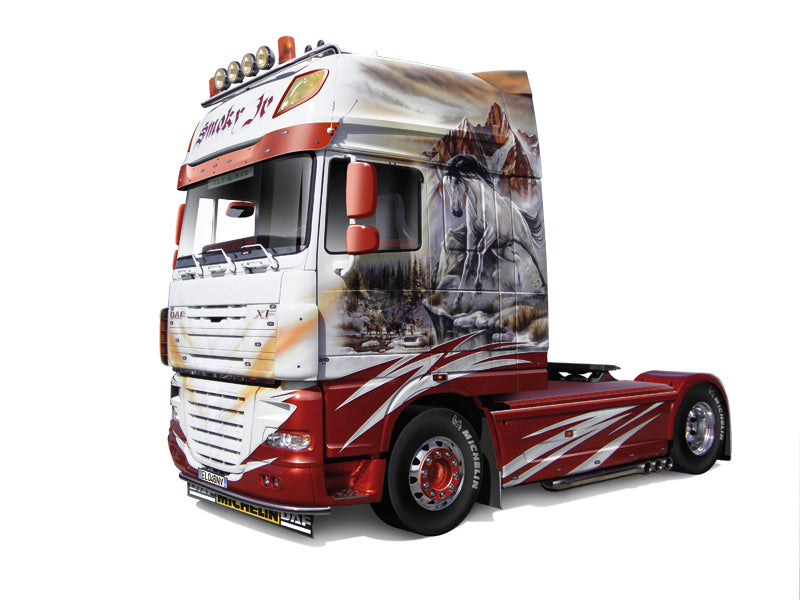 Italeri 3917 1/24 DAF XF105 Smoky Jr Model Kit