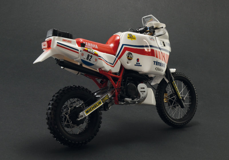 Italeri 4642 1/9 Yamaha Tenere 660 cc 1986 Motorcycle Model Kit