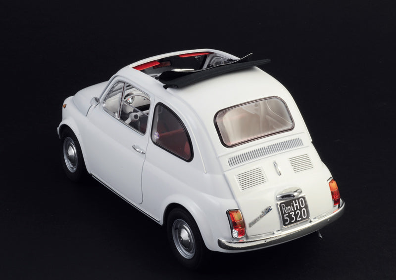 Italeri 4703 1/12 Fiat 500F Version 1968 Car Model Kit