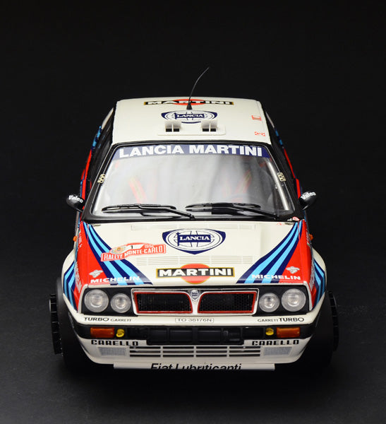 Italeri 4709 1/12 Lancia Delta HF Integrale 16v Model Kit