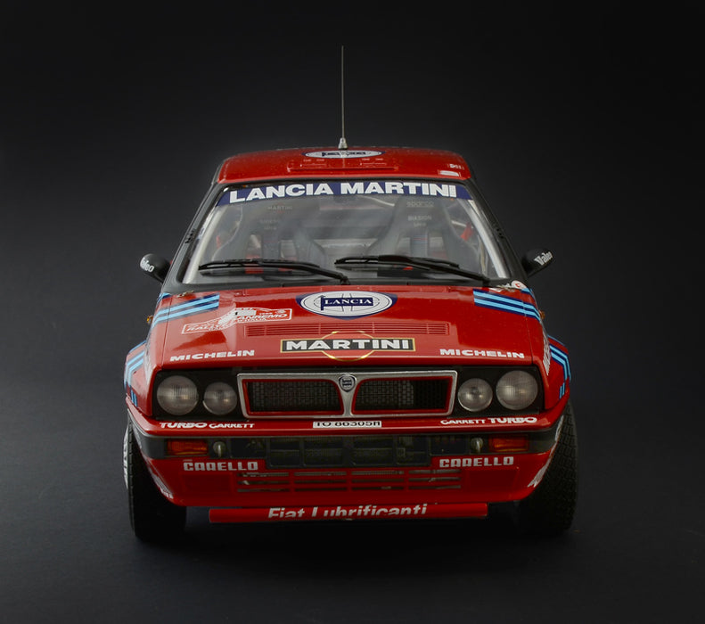 ITALERI 4712 1/12 1989 Lancia DELTA HF 16V Integrale Sanremo Model Car Kit