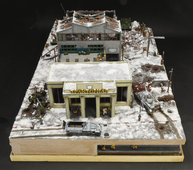 Italeri 6193 1/72 WWII Stalingrad Siege 1942: Tractor Plant Assault Model Kit