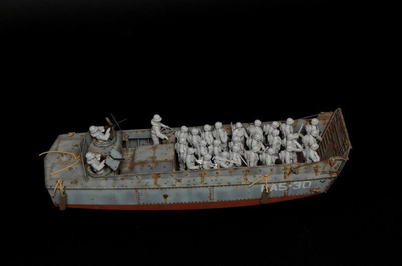 Italeri 6524 1/35 LCVP with U.S. Infantry D-Day 80th Model Kit