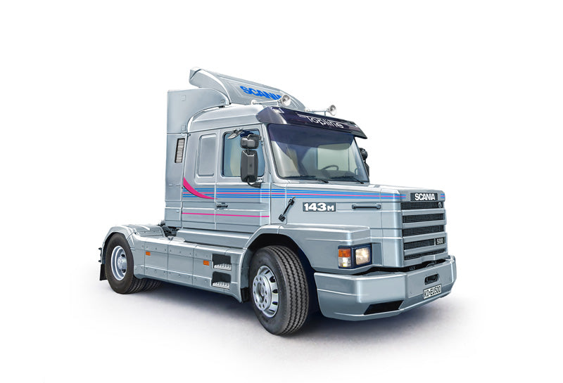 Italeri 736 1/24 Scania T143 M500 Top Line Model Kit