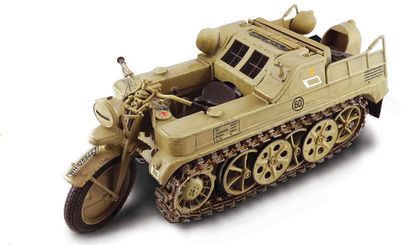 Italeri 7404 1/9 WWII SdKfz2 Kleines Type HK10 Model Kit