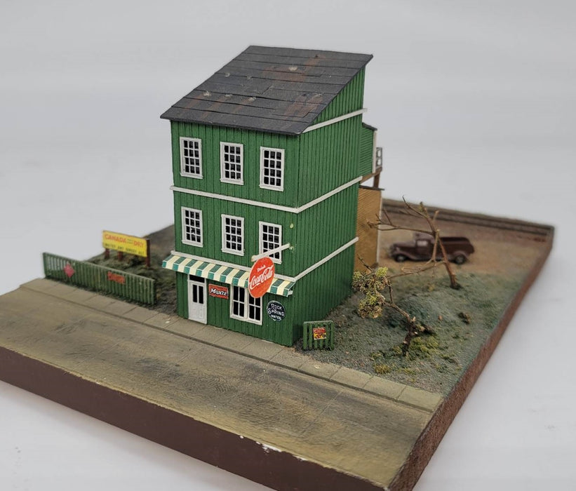 JL Innovative Design 210 N Scale Woody's Laser Cut Craftsman Kit