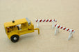 JL Innovative Design 344 HO Scale Compressor Trailer with Barricades