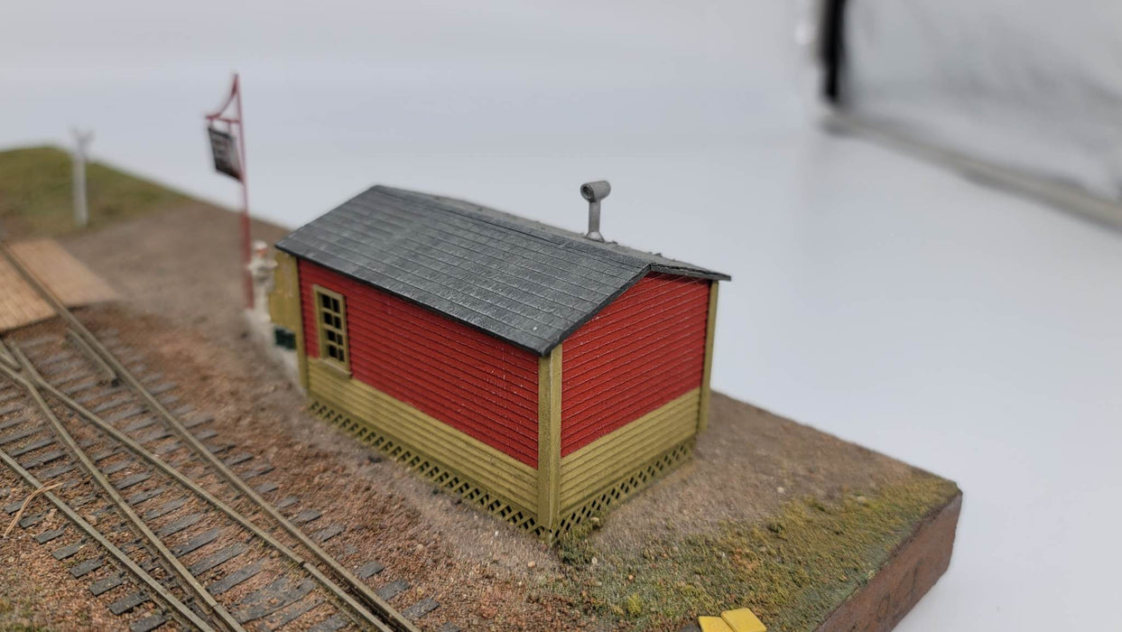 JL Innovative Design 441 HO Scale F.S. Jones Painting Laser Cut Structure Kit