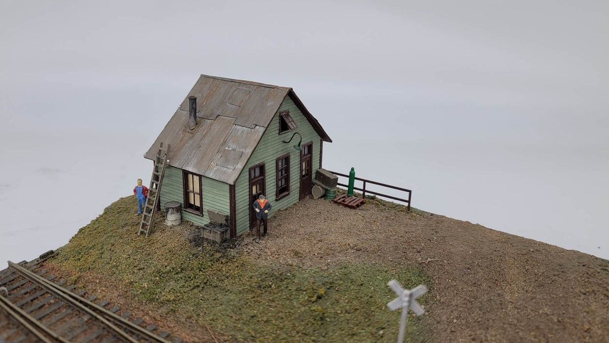 JL Innovative Design 451 HO Scale East Junction Yard Office Laser Cut Structure Kit