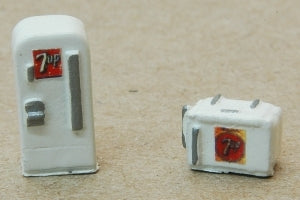 JL Innovative Design 634 N Scale 7UP Soda Machine Set