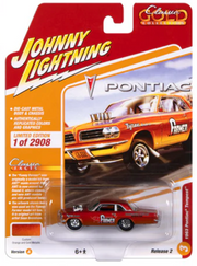 Johnny Lightning JLCG032A Classic Gold Version A 1963 Pontiac Tempest - Orange and Gold Metallic