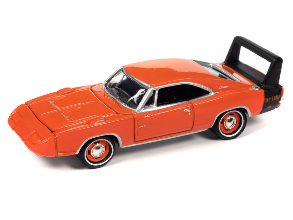 Johnny Lightning JLMC031A Muscle Cars USA Version A 1969 Dodge Charger Daytona - Hemi Orange
