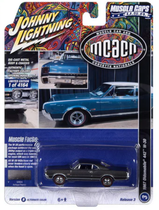 Johnny Lightning JLMC031B Muscle Cars USA Version B 1967 Oldsmobile 442 W-30 - Antique Pewter