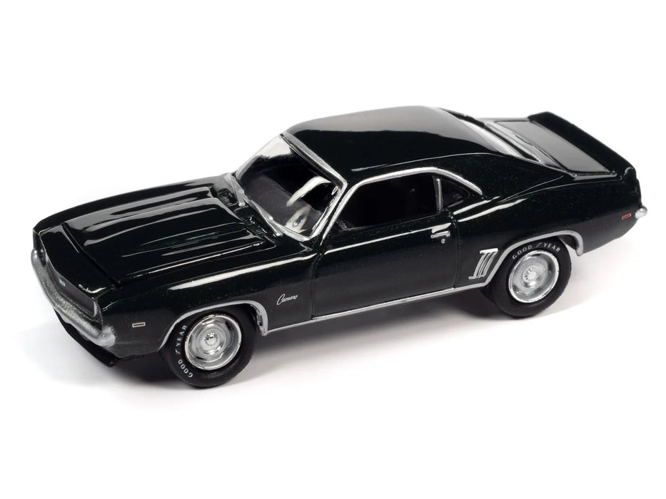 Johnny Lightning JLMC031B Muscle Cars USA Version B 1969 Chevy COPO Camaro RS - Fathom Green Poly